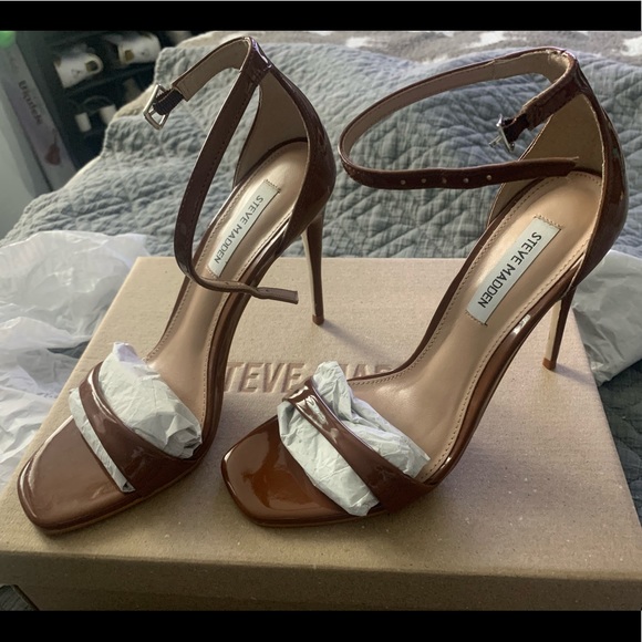 Steve Madden Brown Heels - Picture 2 of 6
